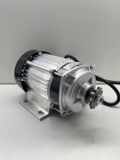 Двигатель бесколлекторный 60 Вольт 1000 Ватт с редуктором