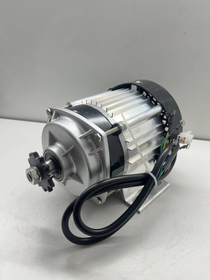 Двигатель бесколлекторный 36 Вольт  500Ватт с редуктором