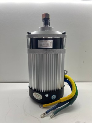 Двигатель бесколлекторный 48-60 Вольт 1500 Ватт с редуктором